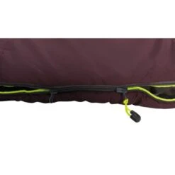Outwell Campion Lux Sleeping Bag (Aubergine) -Outdoor World Direct Shop 230397 campion lux aubergine left side zipper feature photo8