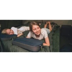 Outwell Memory Air Pillow 11 Outwell Memory Air Pillow -Outdoor World Direct Shop 400101 memory air pillow feature photo5