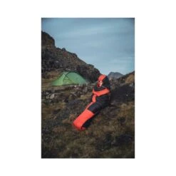 Vango Apex 3 Sleeping Bag 17 Vango Apex 3 Sleeping Bag -Outdoor World Direct Shop apex 3 lifestyle low 1 small