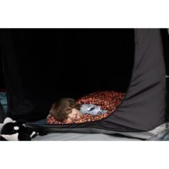 Vango Savannah 400 Poled Tent Package (incl Footprint) -Outdoor World Direct Shop savannah 400 lifestyle low 4