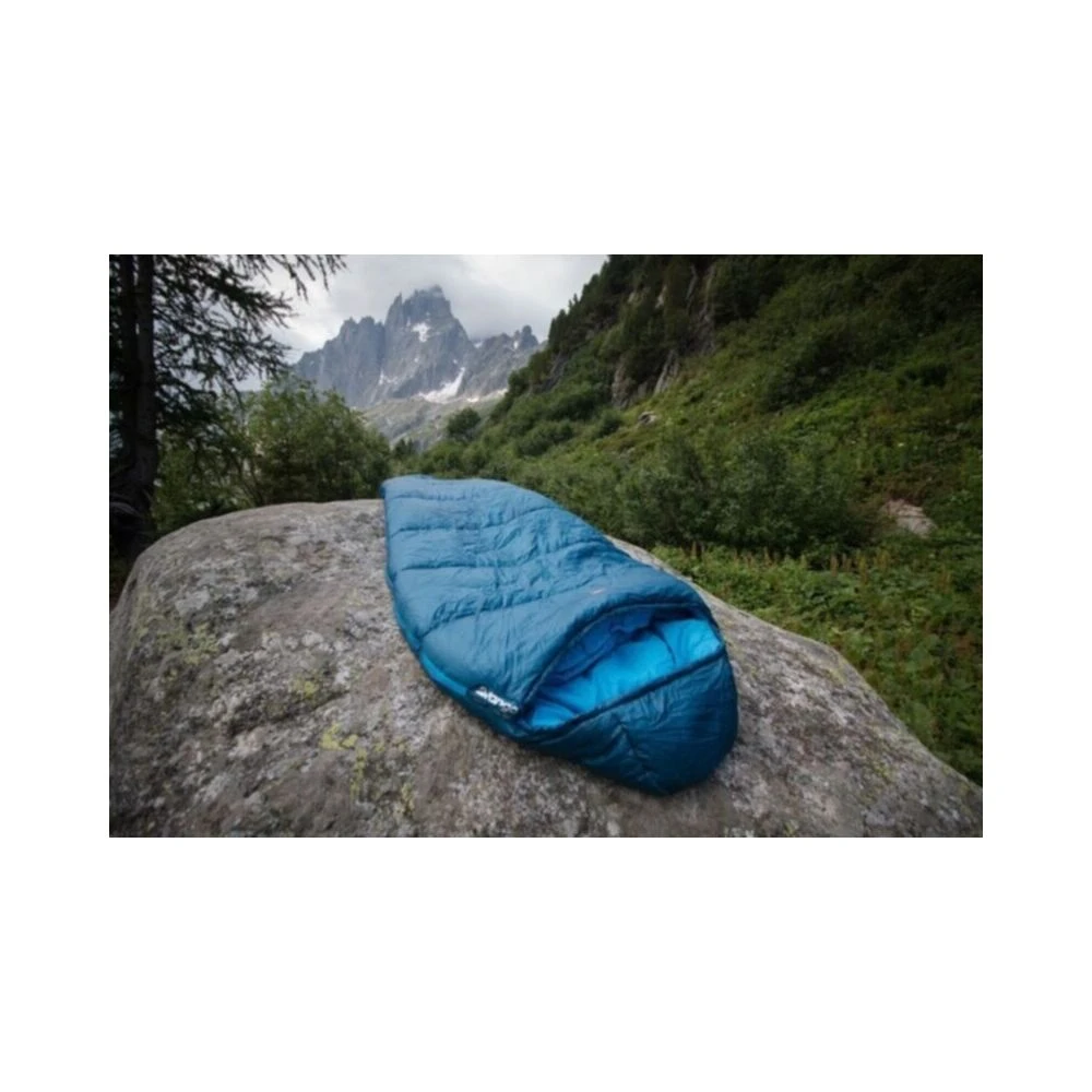 Vango Nitestar Alpha 150 Sleeping Bag 3 Vango Nitestar Alpha 150 Sleeping Bag - Image 3